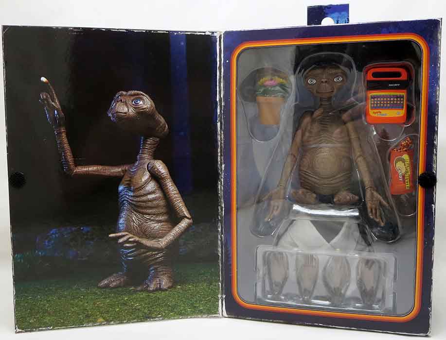 E.T. The Extra-Terrestrial 5 Inch Action Figure Ultimate - E.T.