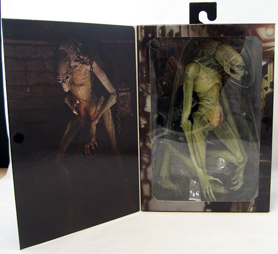 Alien Resurrection 11 Inch Action Figure Deluxe Series - Newborn Alien