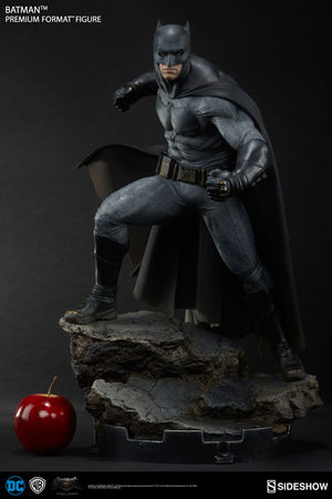 Batman v Superman Dawn of Justice 20 Inch Statue Figure Premium Format - Batman Sideshow 300386