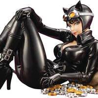 DC Comics Presents 5 Inch PVC Statue Bishoujo Series - Catwoman Returns