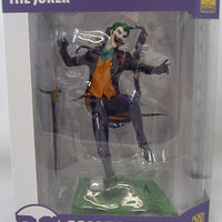 DC Core 11 Inch PVC Statue - The Joker