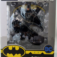 DC Gallery 9 Inch PVC Statue Batman Comic Series - Batman