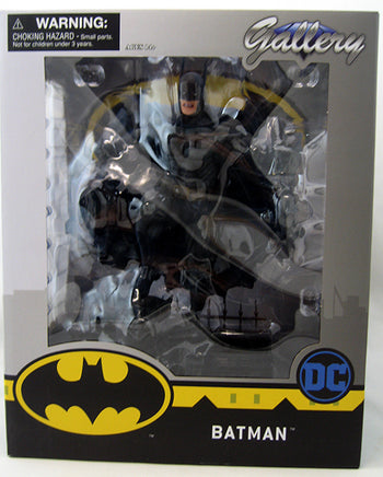 DC Gallery 9 Inch PVC Statue Batman Comic Series - Batman