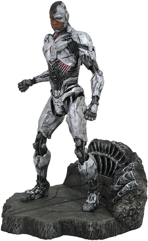 DC Gallery 9 Inch Statue Figure Justice League Movie - Cyborg