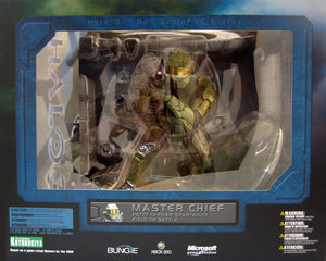 Halo 3 Action Figures ArtFX Statue Series: Master Chief Field Of Battle (Sub-Standard Packaging)