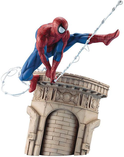 Marvel Universe 12 Inch Statue Figure ArtFX - Spider-Man Webslinger