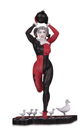 Red White & Black 8 Inch Statue Figure - Harley Quinn By Frank Cho