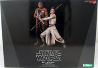 Star Wars The Force Awakens 7 Inch Statue Figure ArtFX+ - Rey & Finn