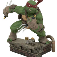Teenage Mutant Ninja Turtles 9 Inch Statue Figure Gallery Deluxe - Raphael