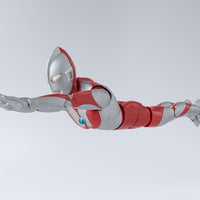 Ultraman Best Selection 6 Inch Action Figure S.H. Figuarts - Ultraman