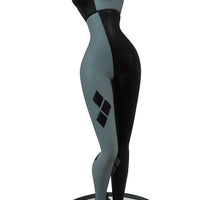 DC Gallery Femme Fatales 9 Inch PVC Statue Batman: The Animated Series Black & White Exclusive - Harley Quinn SDCC 2015