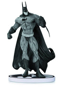 Batman Black & White 7 Inch Statue Figure - Batman by Simon Bisley 2nd Edition