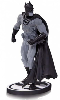 Batman 7 Inch Statue Figure Black & White Series - Batman Earth One by Gary Frank