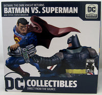 Batman The Dark Knight Returns 6 Inch Statue Figure Mini Battle Statue - Batman vs Superman