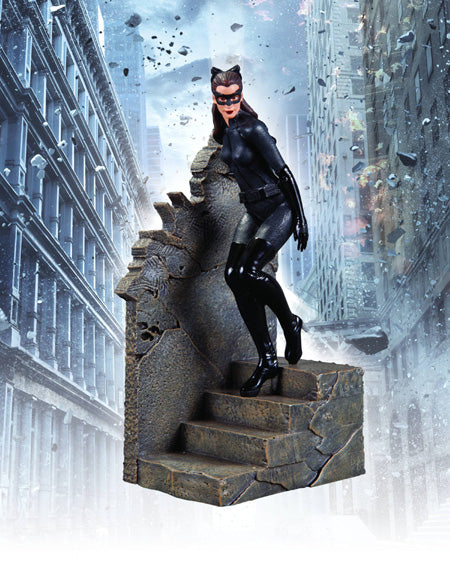 Batman The Dark Knight Rises 7 Inch Statue Figure 1/12 Scale Series - Catwoman