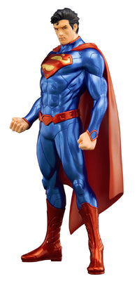 DC Collectible 7 Inch Statue Figure Artfx - Superman 1/10th Scale (Non Mint Packaging)