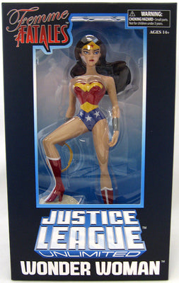 DC Gallery Femme Fatales 9 Inch PVC Statue JLA Animated Series - Wonder Woman