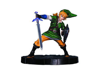 Legend of Zelda: Skyward Sword 8 Inch Statue Figure - Link