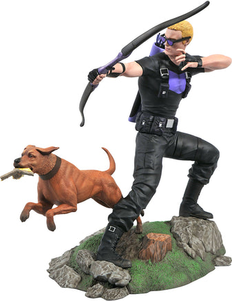 Marvel Gallery Avengers 9 Inch Statue Figure - Hawkeye