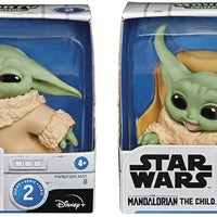 Star Wars The Mandalorian The Bounty Collection 2.2" Figure Series 2 - The Child with Speeder Ride and Touching Buttons